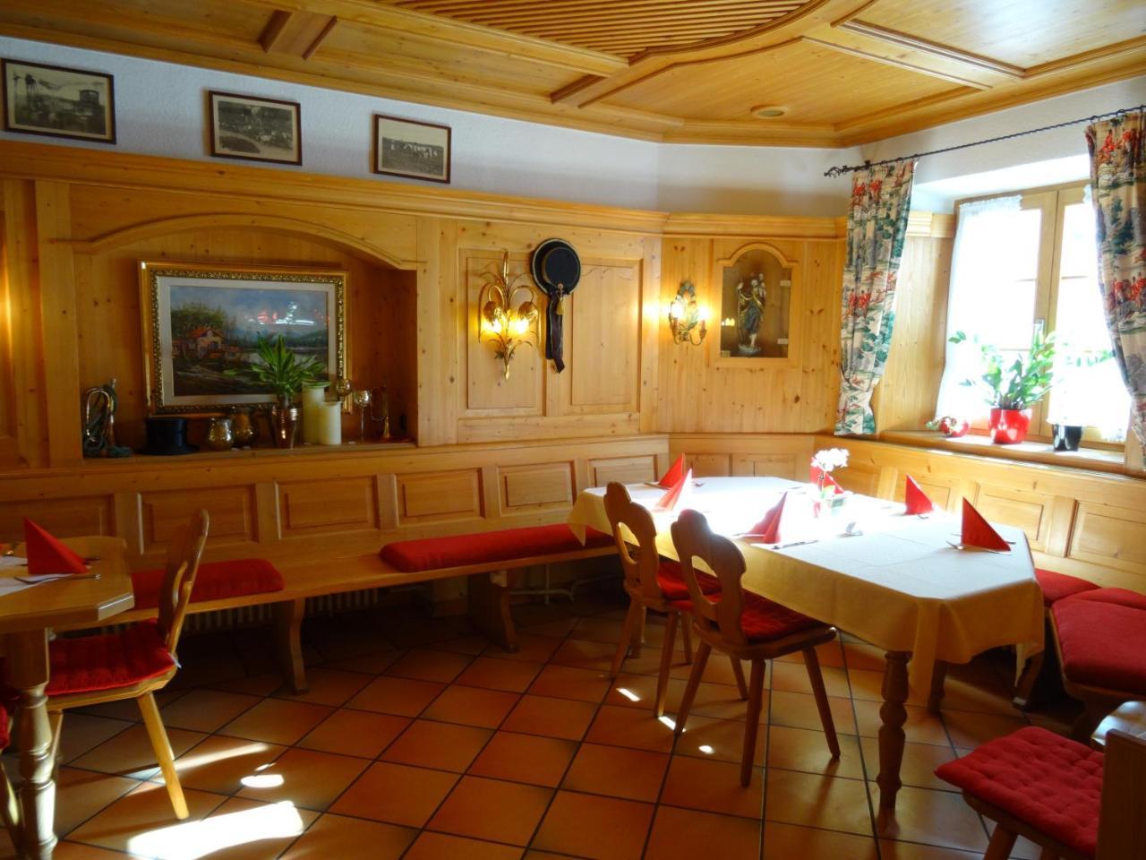 Hotel Gasthof Forelle Siegsdorf Exterior photo