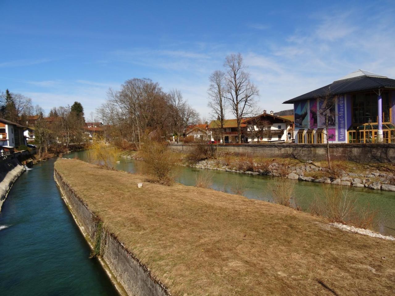Hotel Gasthof Forelle Siegsdorf Exterior photo